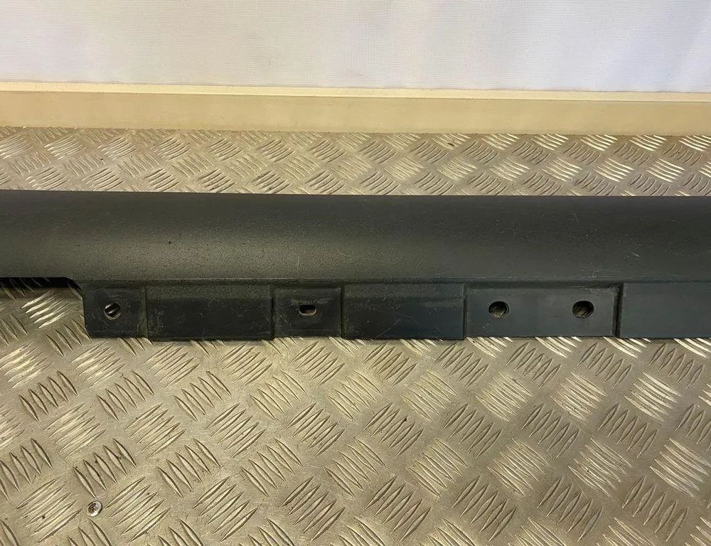 BMW X4 F26 (2014-2018) Наружний пластиковый порог правый 51777210080,10503410US 31578336