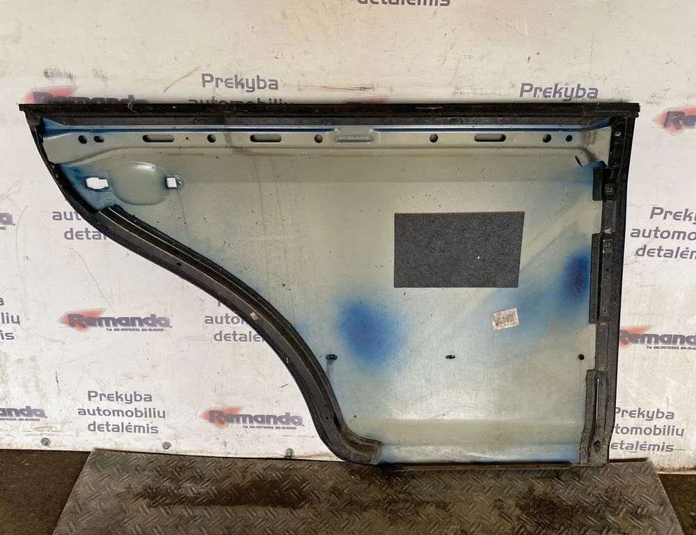 VOLKSWAGEN Golf Plus 1 generation (2004-2009) Ľavé zadné dvere 31581320