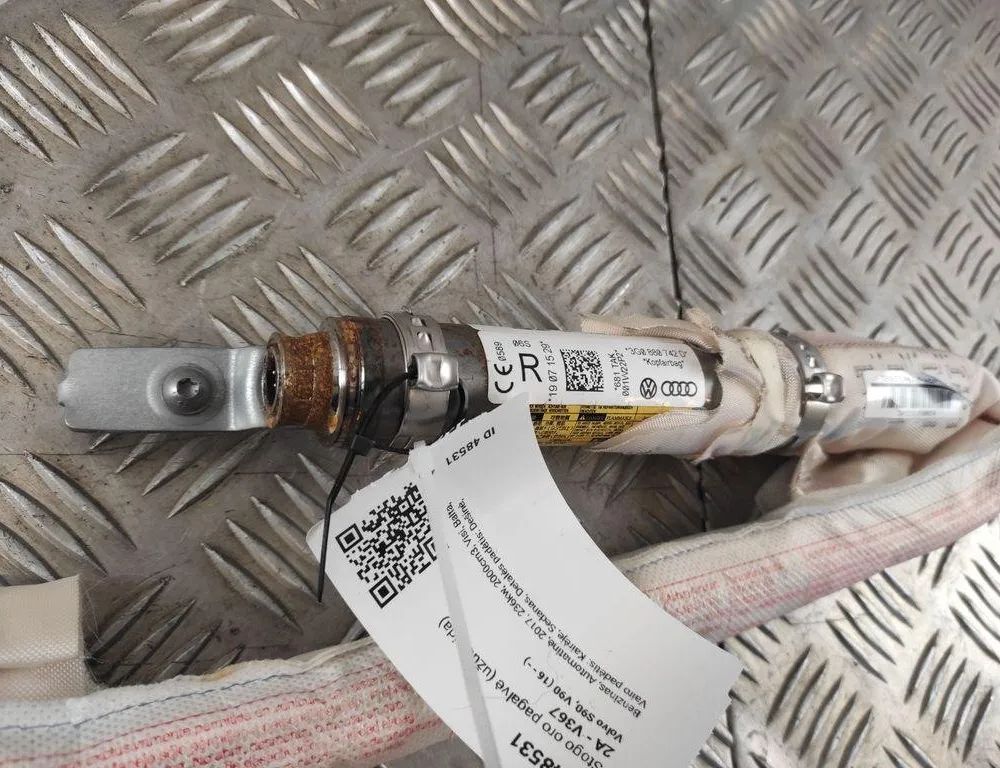 VOLKSWAGEN Passat B5 (1996-2005) Right Side Roof Airbag SRS 3G0880742D 31584725