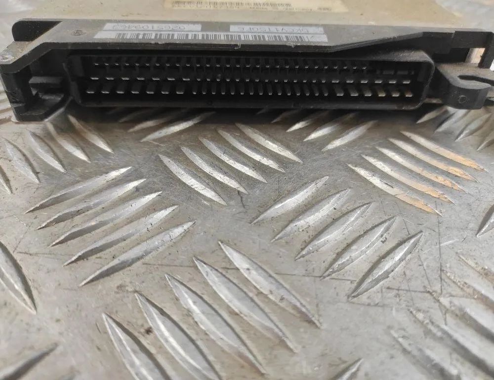 VOLKSWAGEN Passat B7 (2010-2015) Akceleračný senzor 8D0907389D 31585549