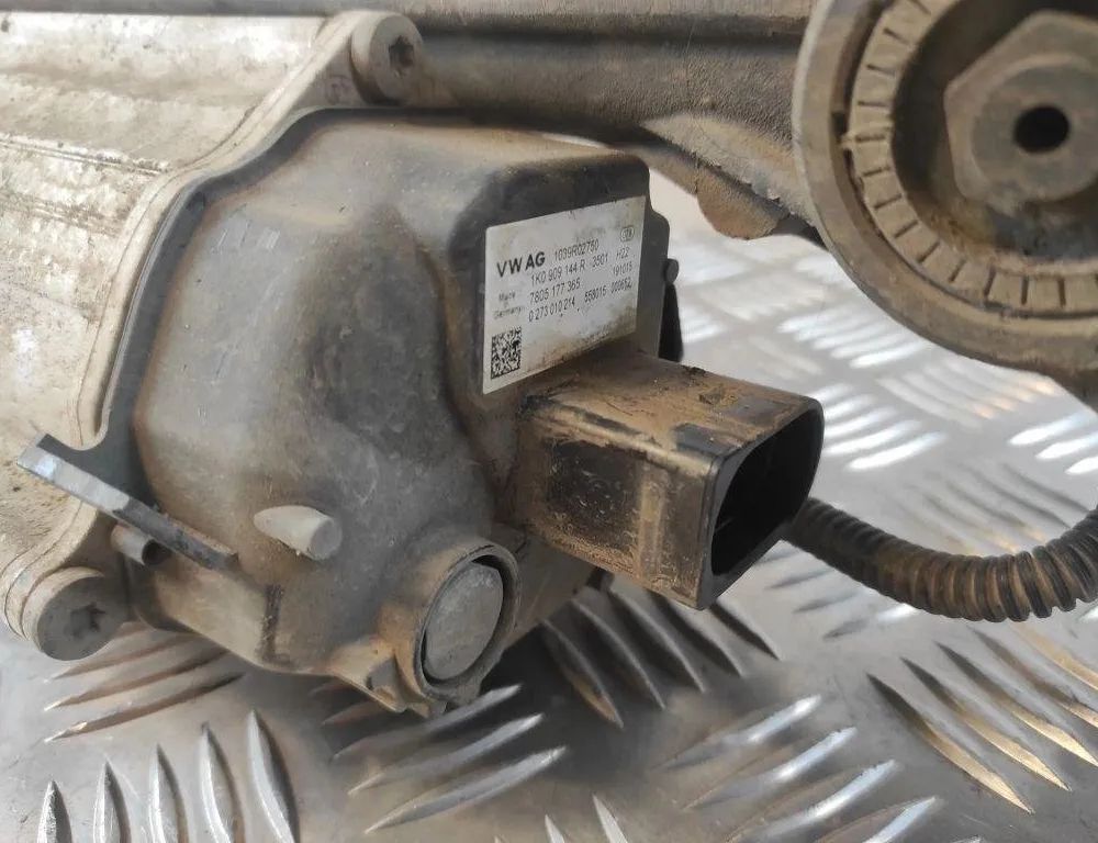 VOLKSWAGEN Tiguan 1 generation (2007-2017) Riadiaca skriňa 7805501469,1K0909144R 31586939