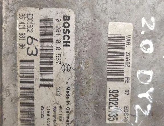 PEUGEOT 607 1 generation (2000-2008) Riadiaca jednotka motora 0281010567 31605815