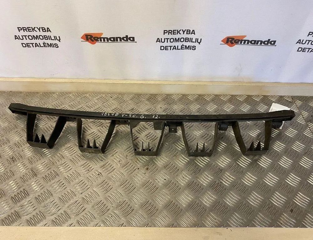 VOLVO V50 1 generation (2003-2012) Держатель заднего бампера правый 30763014 31610377