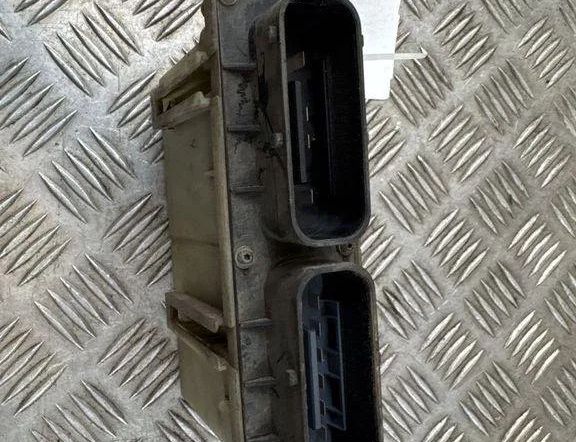 OPEL Zafira A (1999-2003) Coolant fan relay 24462346 31610437