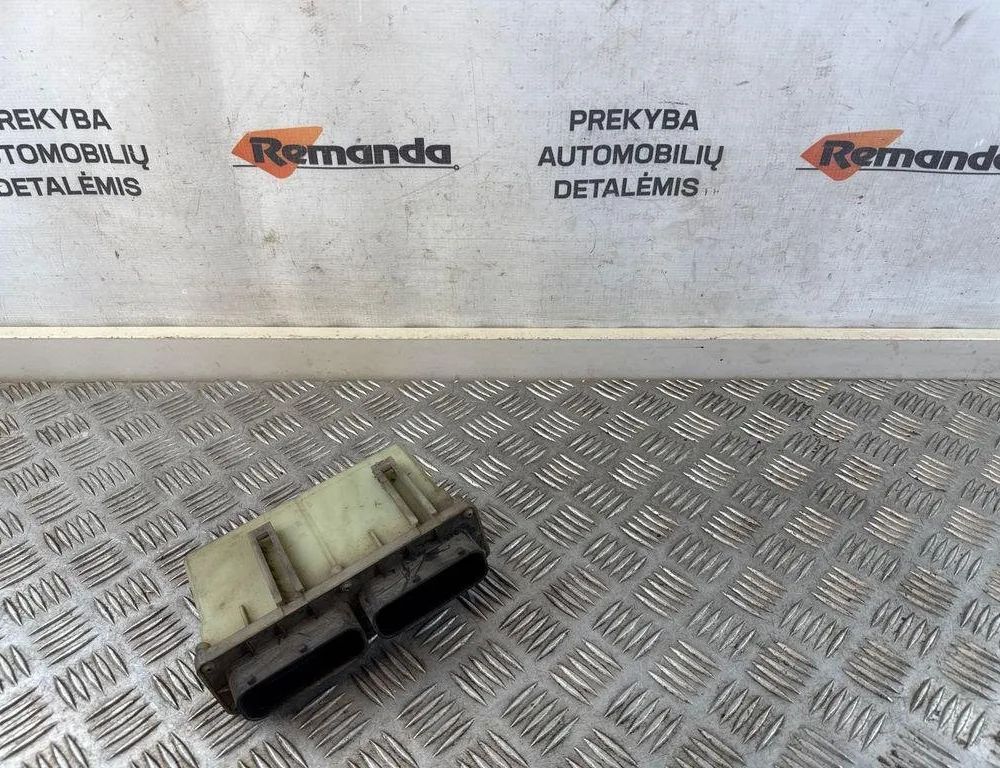 OPEL Zafira A (1999-2003) Coolant fan relay 24462346 31610437