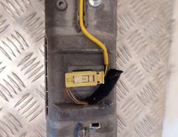 VOLKSWAGEN Golf Plus 1 generation (2004-2009) Подушка безопасности панель салона 1K0880204K 31611064