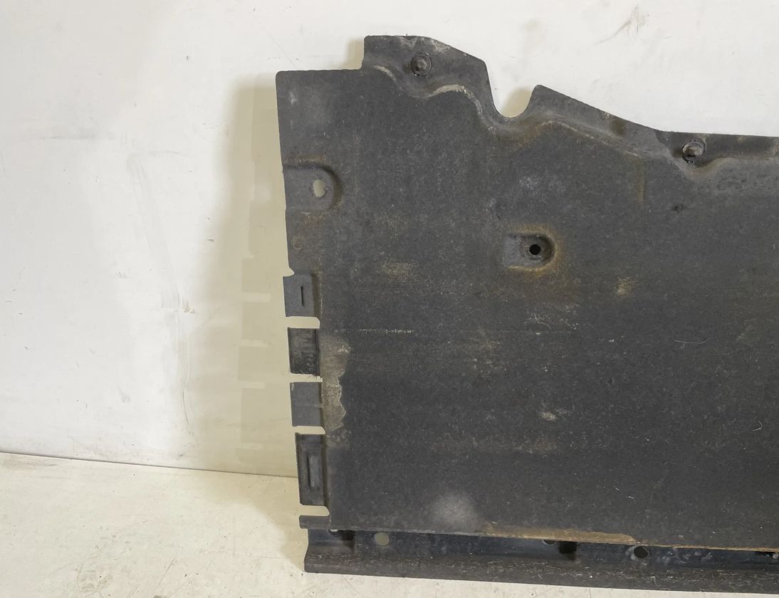 AUDI A7 C7/4G (2010-2020) Ľavý spodný kryt 4G0825207 24471287