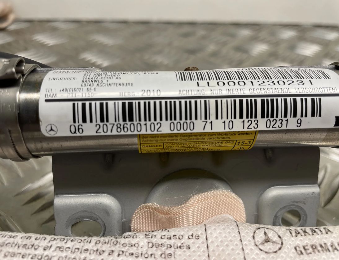 MERCEDES-BENZ E-Class W212/S212/C207/A207 (2009-2016) Ľavý strešný airbag SRS A2078600102 25864113