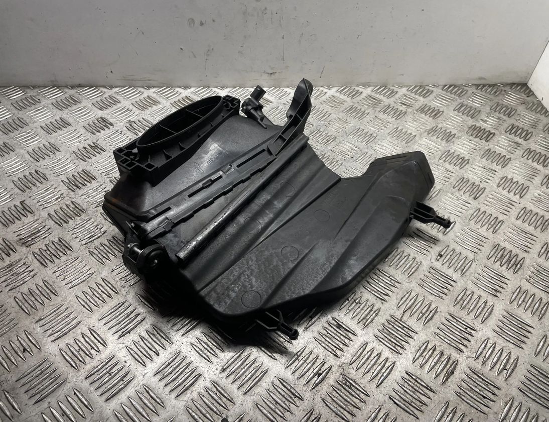 MERCEDES-BENZ C-Class W204/S204/C204 (2004-2015) Air Filter Box A6420903501 27732860