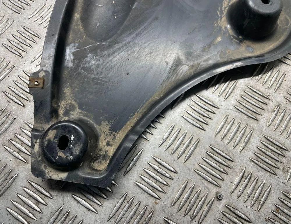 AUDI A7 C7/4G (2010-2020) Ďalší maskovaný panel 4G0825215B 30951224