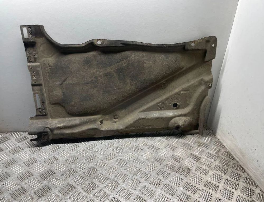 AUDI A7 C7/4G (2010-2020) Другие тайные панели 4G8825215C 30997172