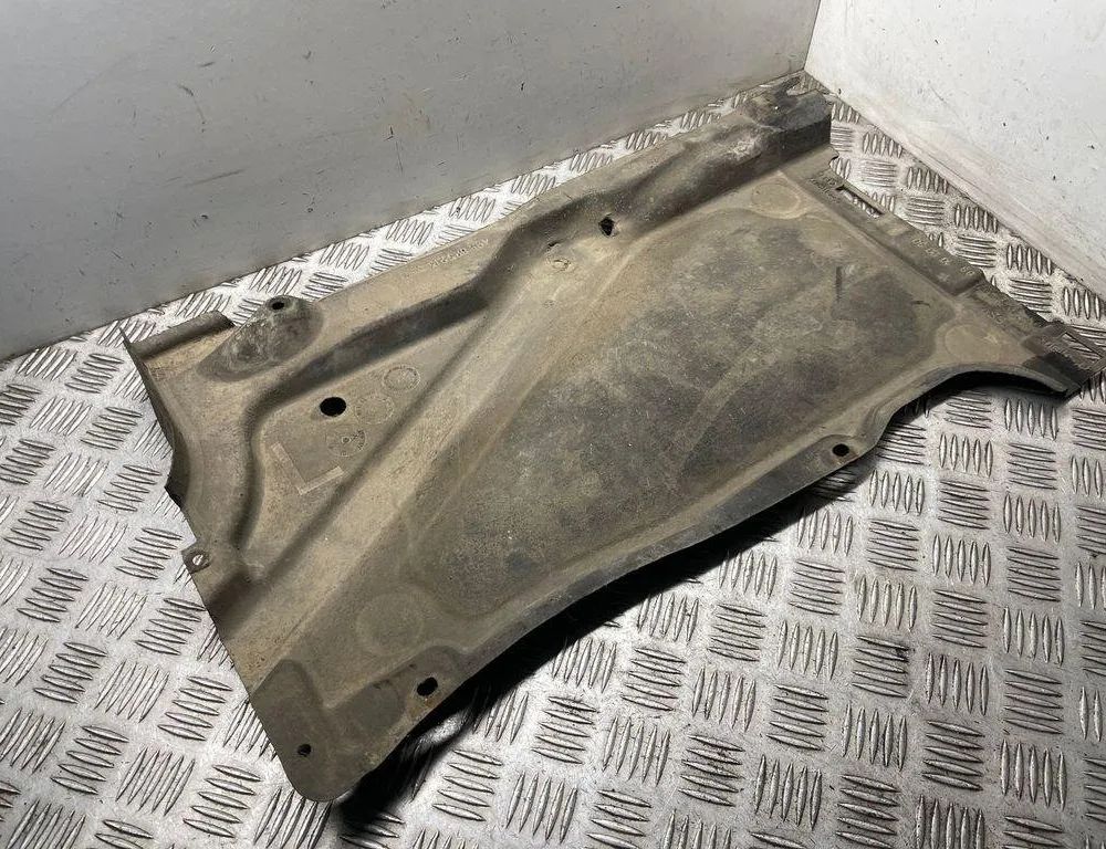 AUDI A7 C7/4G (2010-2020) Другие тайные панели 4G8825215C 30997172