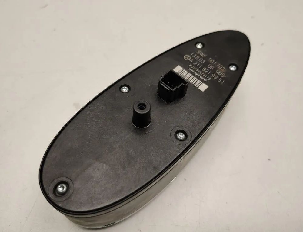 MERCEDES-BENZ E-Class W211/S211 (2002-2009) Vypínač pravého predného dverového okna A2118219951 32087298