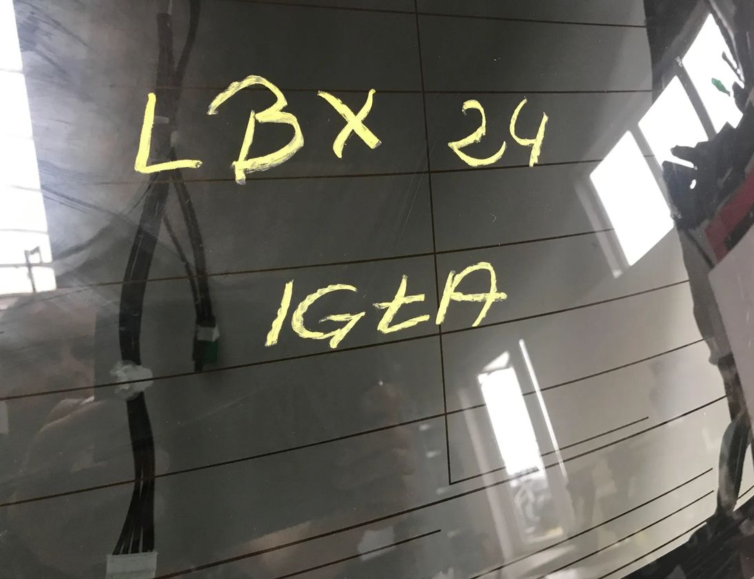 LEXUS LX 3 generation (2007-2024) Крышка багажника 30187090