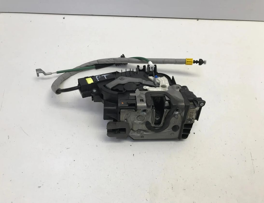 MERCEDES-BENZ GLC Coupe C253 (2016-2019) Zámok pravých zadných dverí A0997309600 30189765