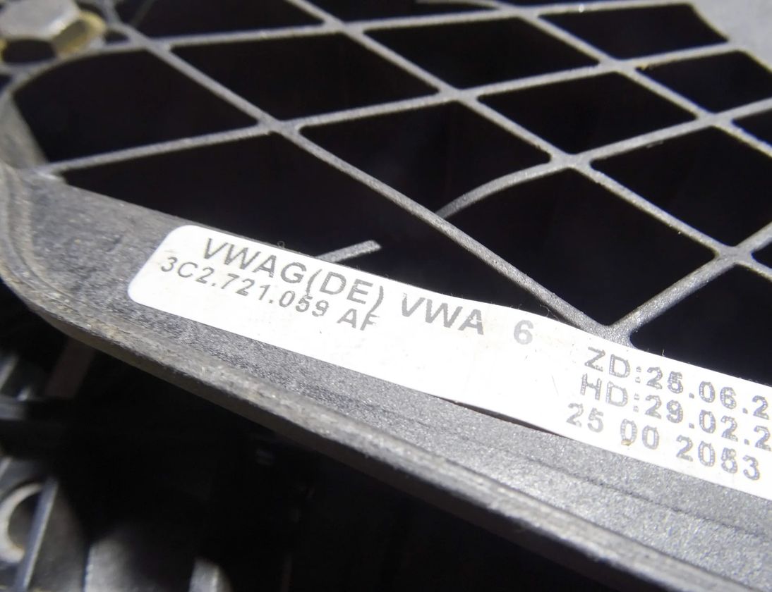 VOLKSWAGEN Passat B6 (2005-2010) Педаль сцепления 3C2721318,3C2721059AF,1K0721796E 14713424