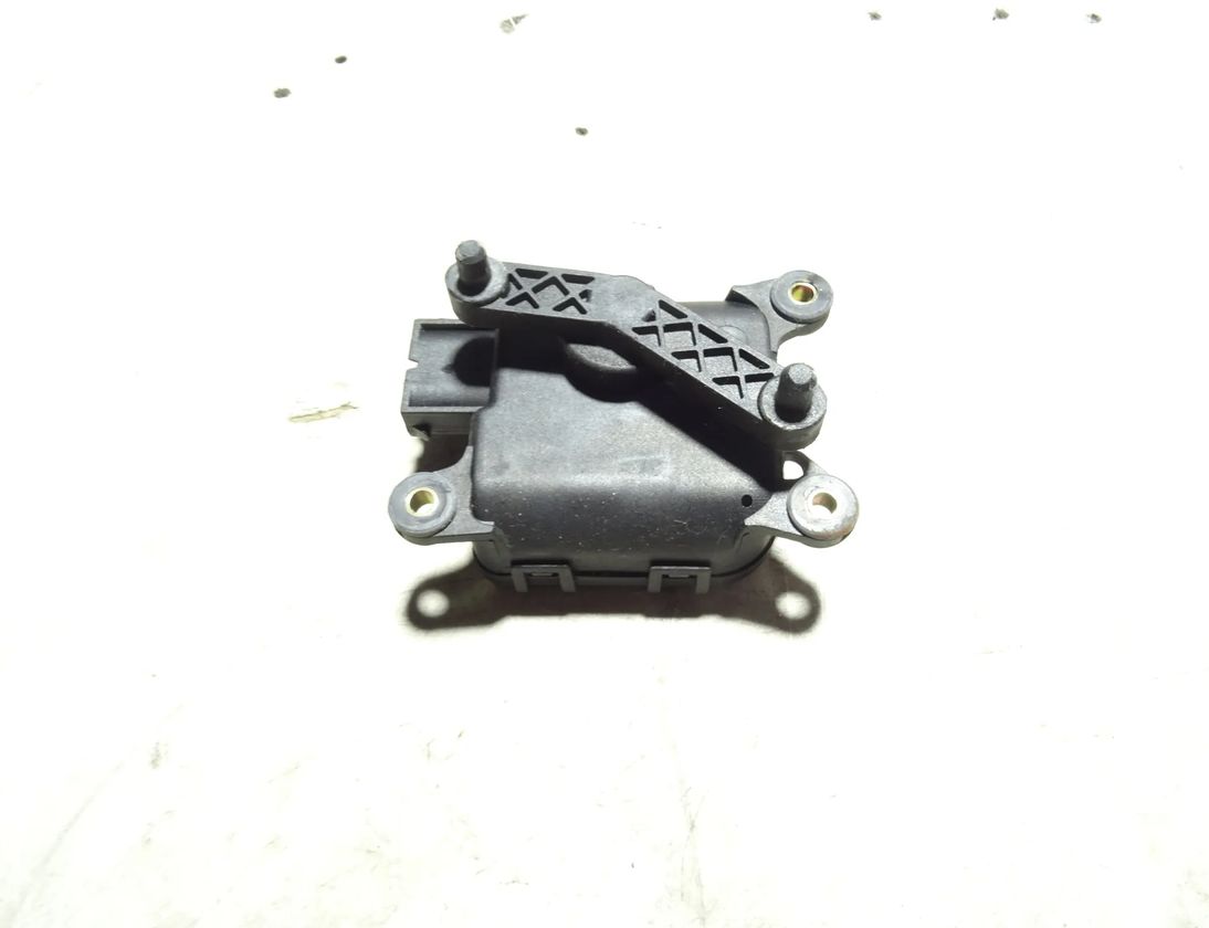 AUDI A6 C5/4B (1997-2004) Motor vzduchovej klapky 4B1820511D,0132801125 14925073
