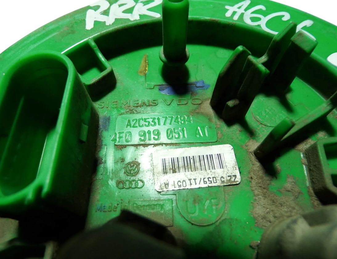 AUDI A6 C6/4F (2004-2011) Топливный насос 4F0919051AT 27966442