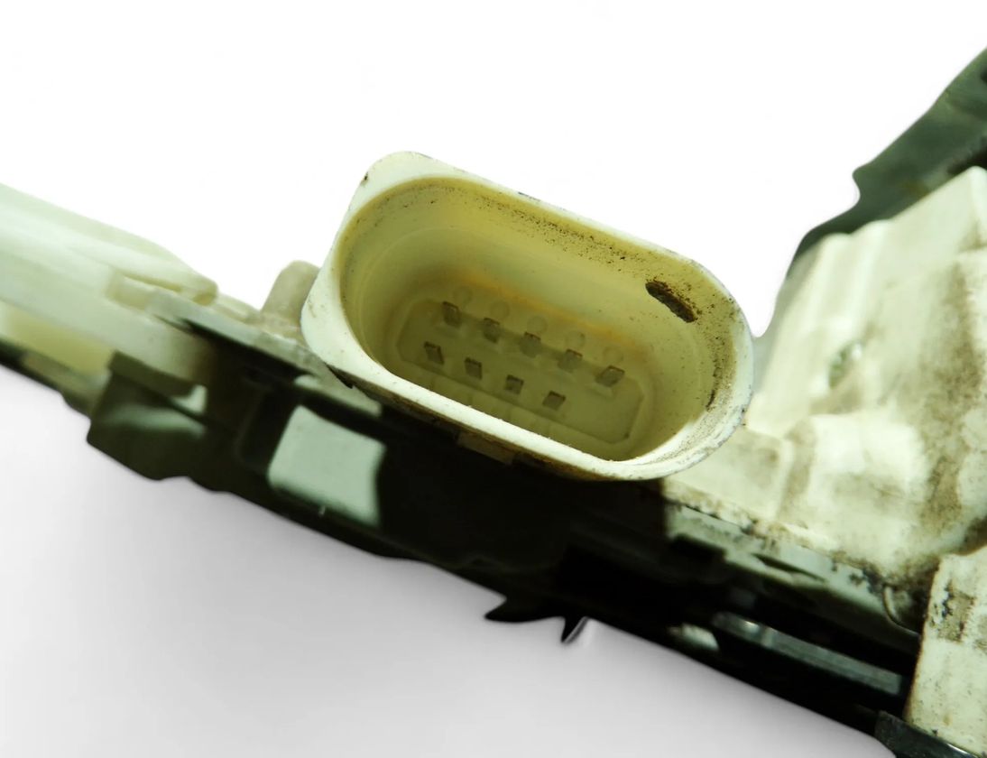 VOLKSWAGEN Touareg 2 generation (2010-2018) Замок задней левой двери 4G0839015A,7P0839767 28328476