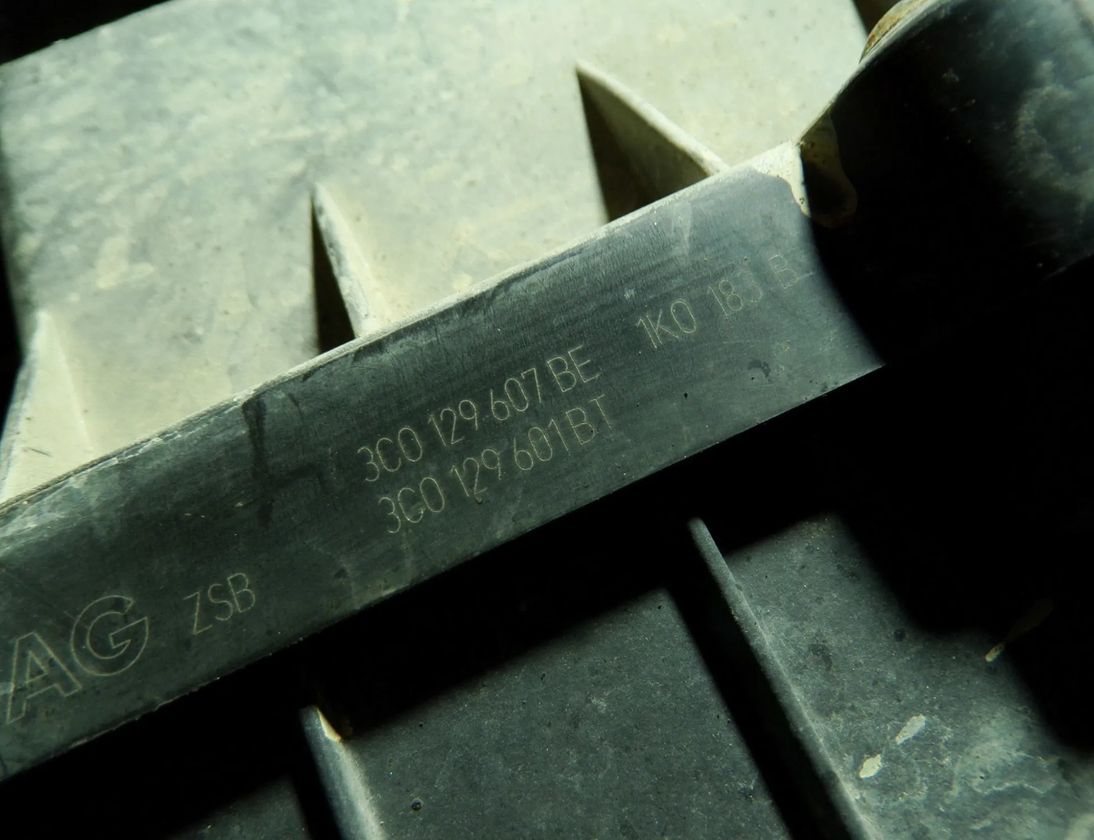 VOLKSWAGEN Caddy 3 generation (2004-2015) Air filter box 3C0129607BE,3C0129607BT,1K0183B 28830847