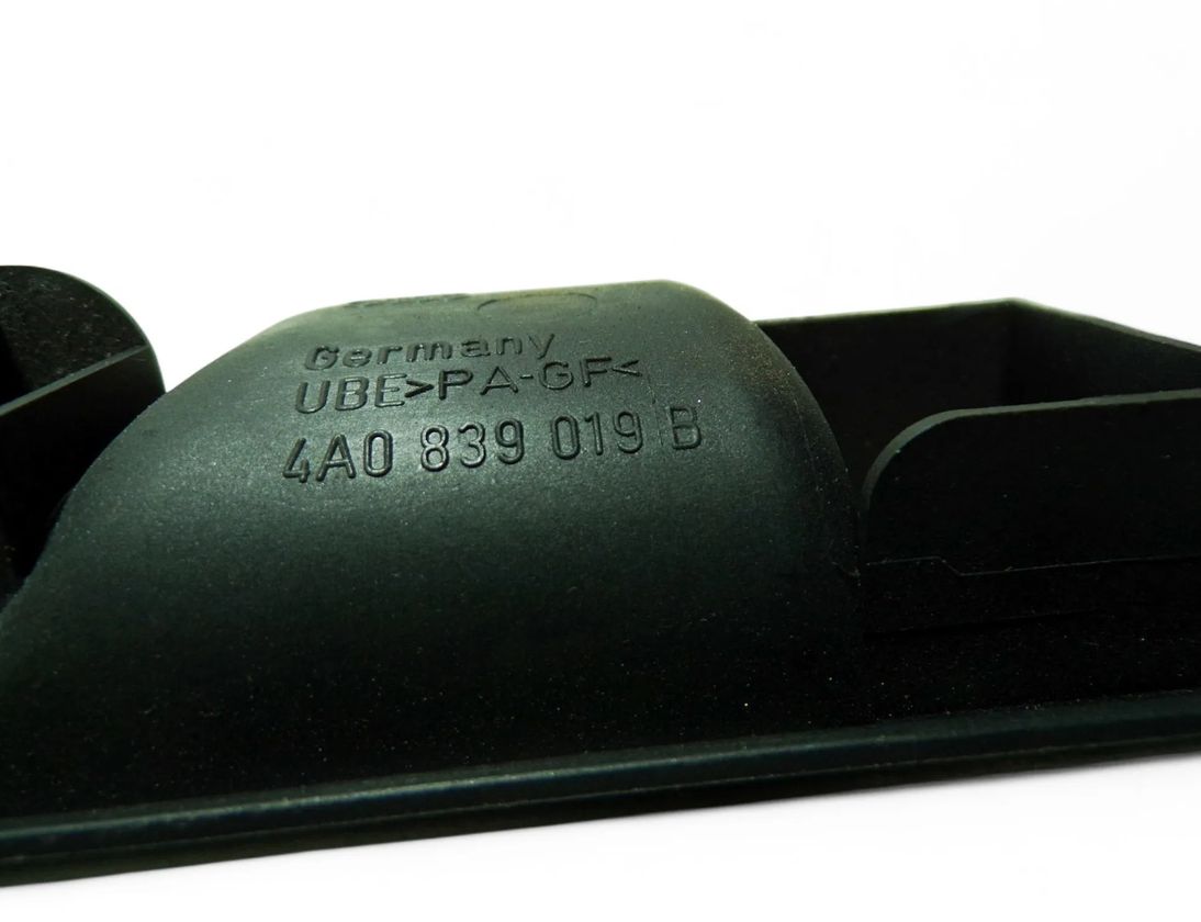 AUDI 100 4A/C4 (1990-1994) Левая задняя внутренняя ручка открытия 4A0839019B 30618614