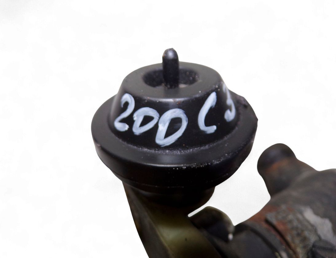 AUDI 200 C3 (1983-1988) Konvertibilné strešné vedenie/potrubie/hadica 33109985