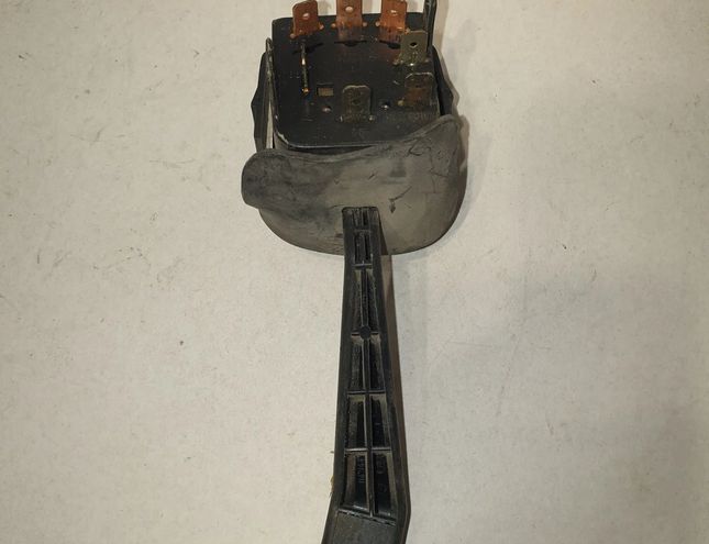 OPEL Omega B (1994-2003) поворота переключение  90221174 22448667