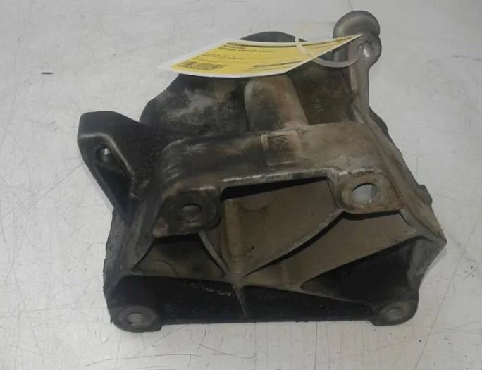 MERCEDES-BENZ Sprinter 2 generation (906) (2006-2018) Кронштейн двигателя левой стороны 6512231704 14598403