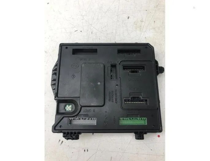 RENAULT Megane 3 generation (2008-2020) Central locking control unit 284B17882R 22572537