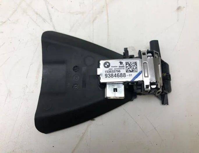 BMW 2 Series Active Tourer F45 (2014-2018) Predná kamera nárazníka 938468801 30396656