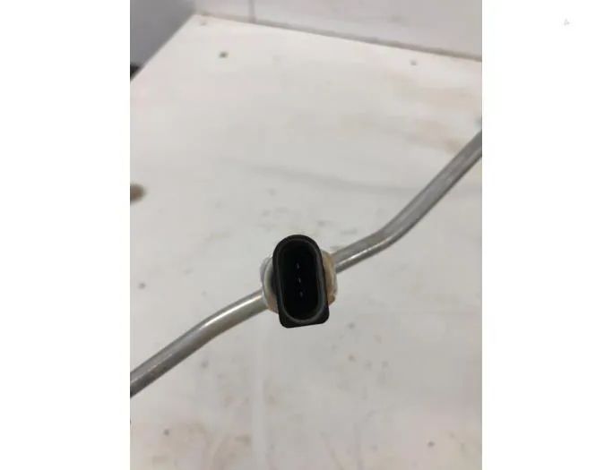 VOLKSWAGEN T-Roc 1 generation (2017-2024) Трубки кондиционера 5Q0816741C 32742582