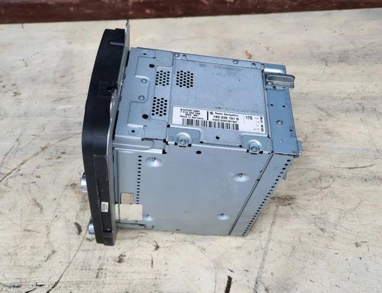 VOLKSWAGEN Golf 8 generation (2019-2023) Music Player With GPS 1K0035191D,VWZ1Z2G7367507 31500055