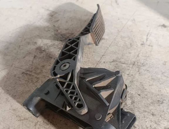OPEL Astra G (1998-2009) Педаль газа 9157998 31500983