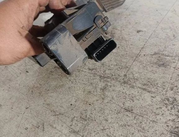 OPEL Astra G (1998-2009) Педаль газа 9157998 31500983