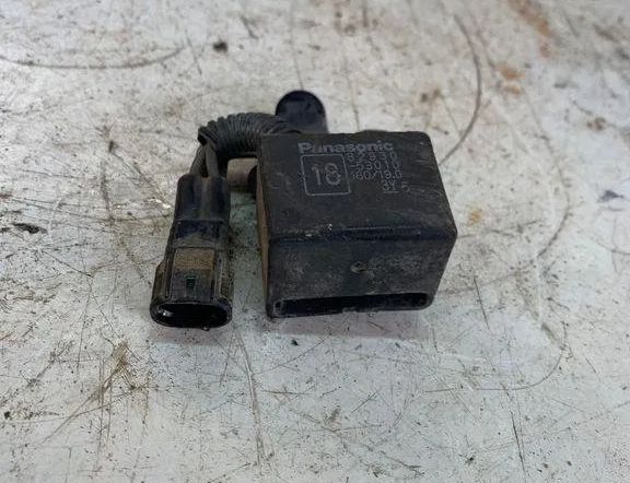 LEXUS IS XE30 (2013-2024) Relé 8293053010 32117309