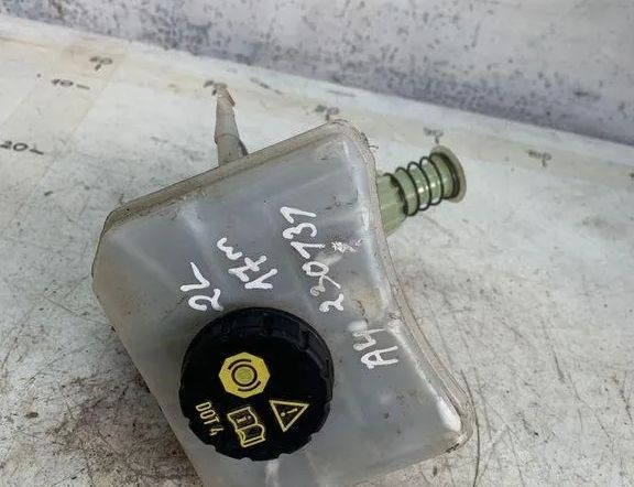 AUDI A4 B9/8W (2015-2024) Рабочий тормозной цилиндр 32117587