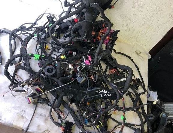 SKODA Scala 1 generation (2019-2023) Замок боковых правых дверей 2q0927904c 32122642