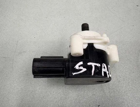 MITSUBISHI Eclipse Cross 1 generation (2017-2024) Motor pre vyrovnávanie svetlometov 1K1621 32131775