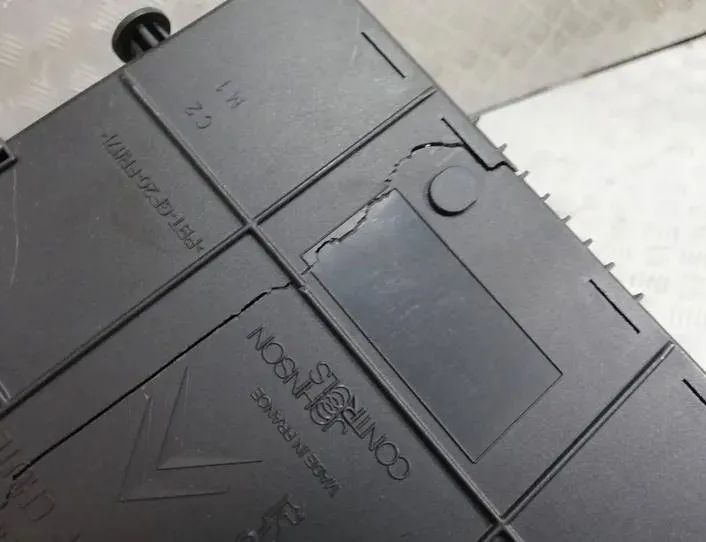 PEUGEOT 3008 1 generation (2010-2016) Engine Control Unit ECU 9678686080 27897717