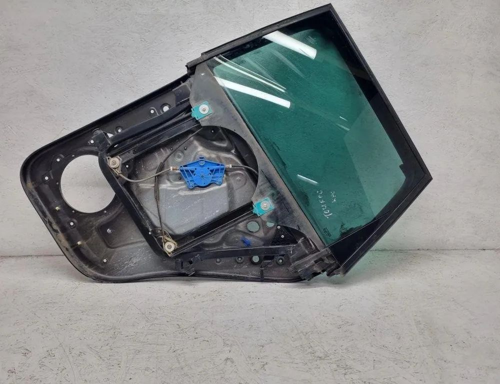 VOLKSWAGEN Touareg 1 generation (2002-2010) Rear left door window lifter 7E0035411A 31448131
