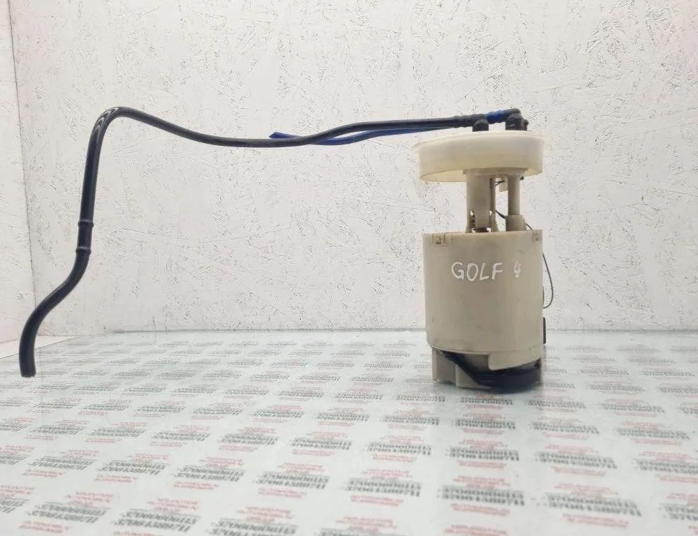 VOLKSWAGEN Golf 5 generation (2003-2009) Топливный насос 1J0919183D 31451539