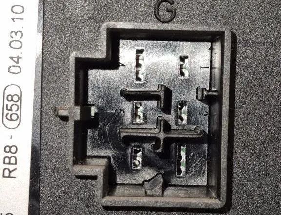 AUDI A4 B7/8E (2004-2008) Komfortná ovládacia jednotka 8K0907063K 31452538