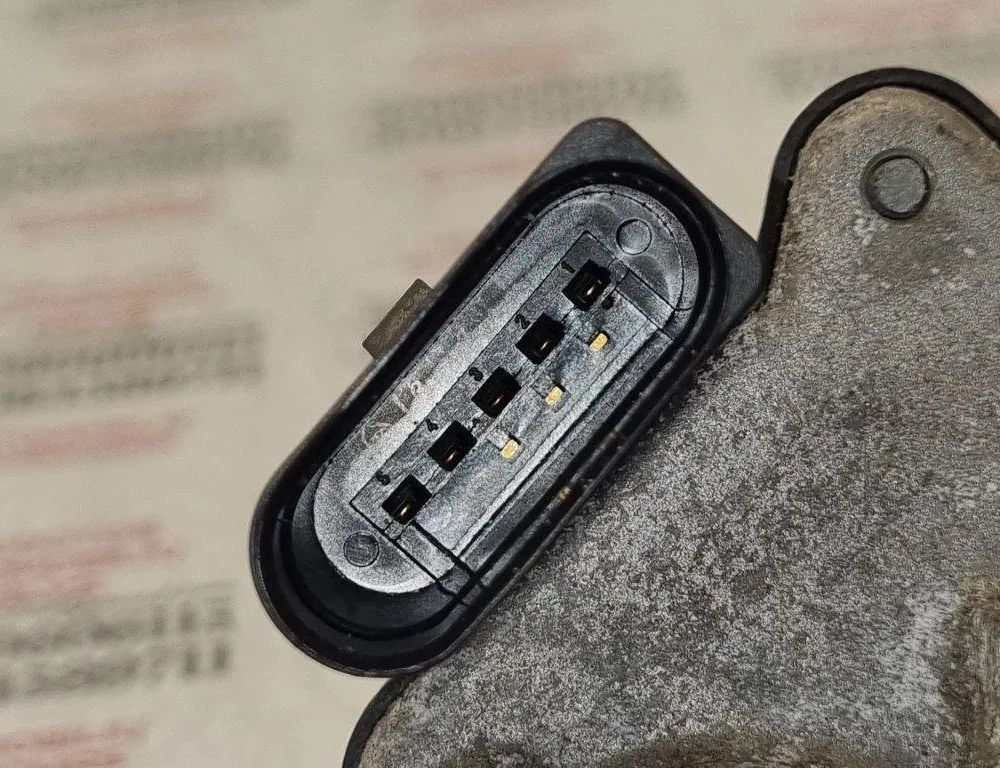 SEAT Exeo 1 generation (2009-2012) Motor vzduchovej klapky 06F133482E 31461766