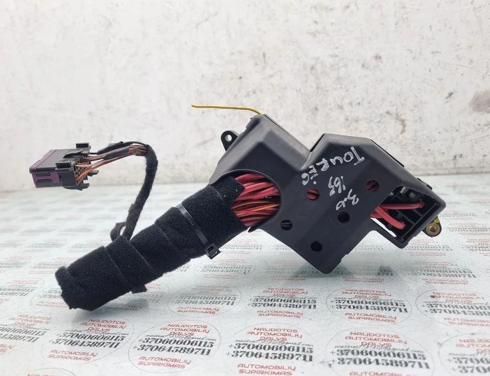 VOLKSWAGEN Touareg 1 generation (2002-2010) Блок предохранителей 7L0941828 31474835