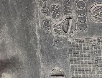 SKODA Octavia 2 generation (2004-2013) Engine Cover 1K0825212L 31479092