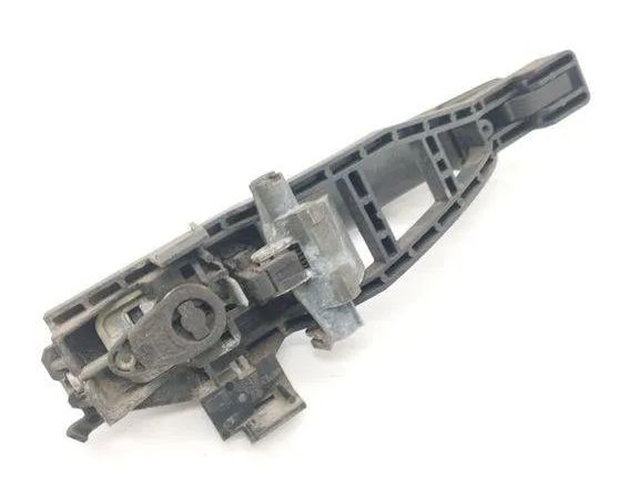 FORD Focus 4 generation (2018-2024) Pravé posuvné dvere vonkajšia kľučka 3m51r224a36ad 31904243