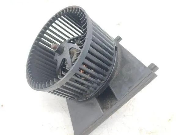 VOLKSWAGEN Golf 7 generation (2012-2024) Interiérový ohrievač 1J1819021B 31906958