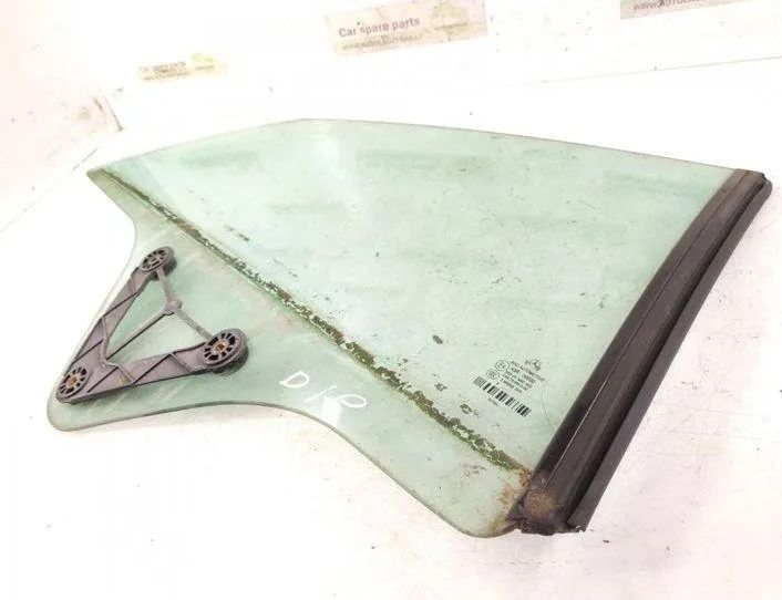 MERCEDES-BENZ E-Class W212/S212/C207/A207 (2009-2016) Фортка задняя правая 2076700210,A2076700210 27139436