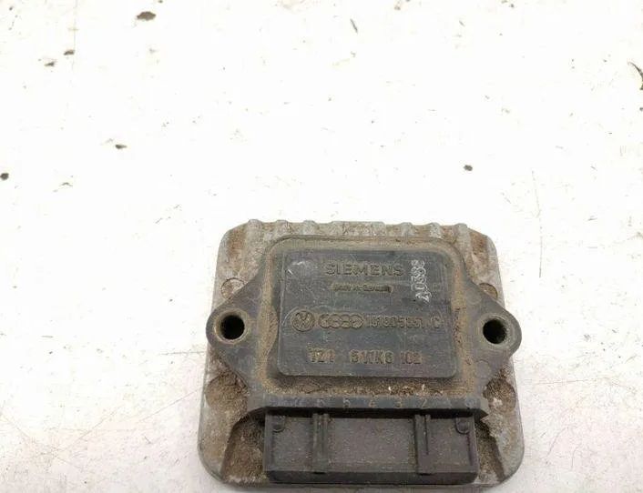 VOLKSWAGEN Golf 3 generation (1991-1998) Riadiaca jednotka motora 191905351C 27146924