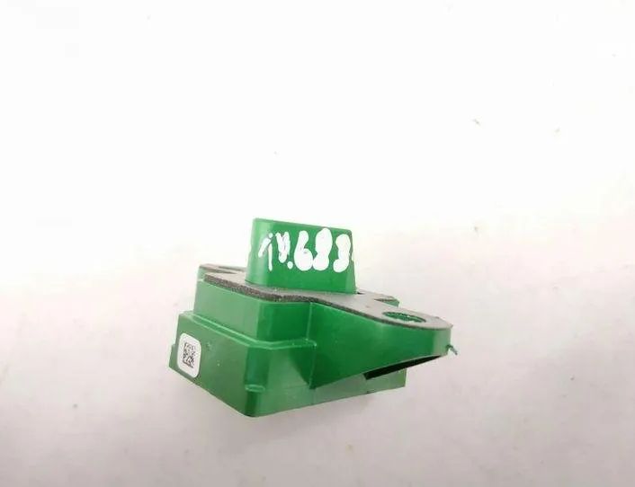 MERCEDES-BENZ C-Class W204/S204/C204 (2004-2015) Right Side Impact Sensor 1729056100,A1729056100 27147626